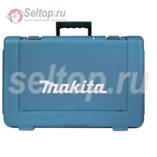 Пластиковый чемодан